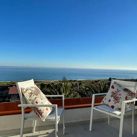 Appartamento Mare Panoramica Estia Brancaleone Marina