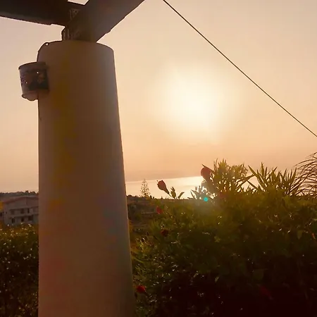 Mare Panoramica Estia Apartamento *