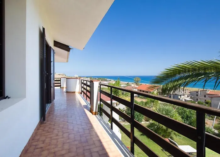 Mare Panoramica Estia ברנקאלאונה מרינה